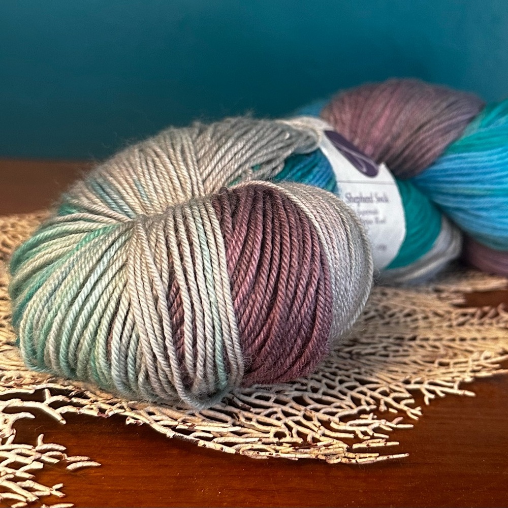 NWT - New Authentic Lorna's Laces Hand-Dyed Yarn Skein - Niagara (Sock 416)